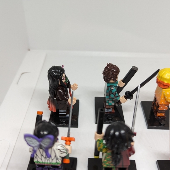 8 Minifigures- Demon Slayer Anime Building Block Toy Collectors Action Figures - Picture 7 of 9